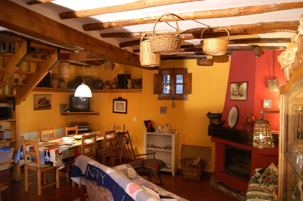 Casasdetrevijano Canon Del Rio Leza Soto en Cameros Esterno foto